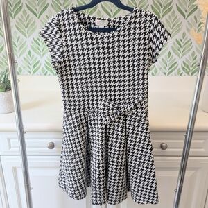 ⭐ Children's Place Houndstooth Pattern Dress Large 10/12⭐